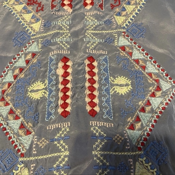 SUNDANCE viscose DUSKY BLUE EMBROIDERY shift dress sz Medium - Picture 5 of 8